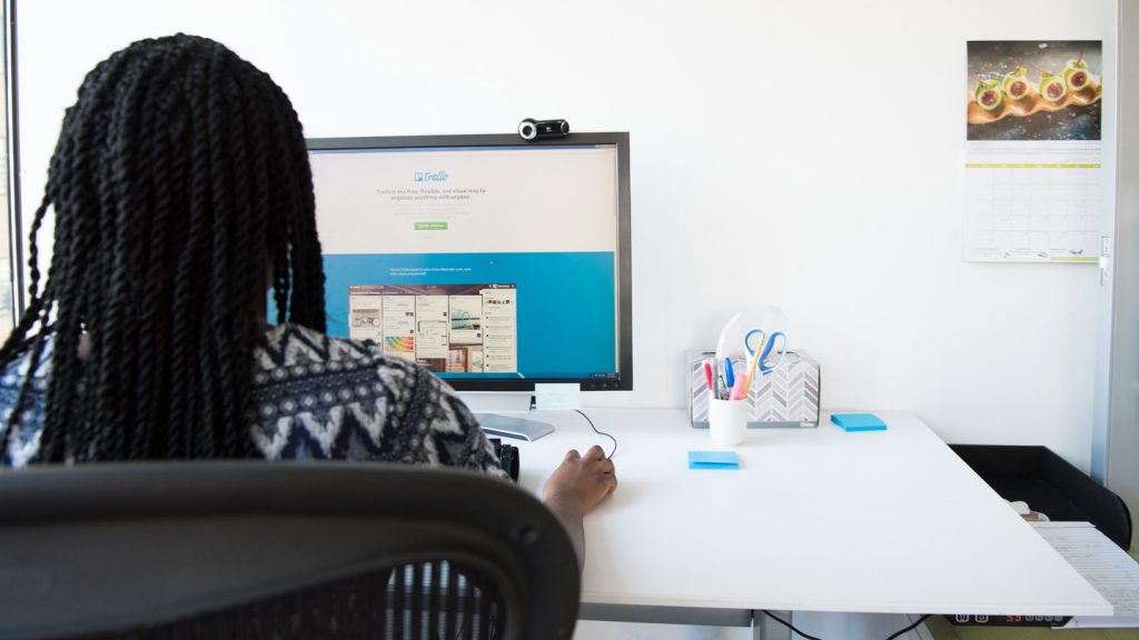 Online-Apps-for-Invoicing-for-Freelance-Web-Designers-on-guest-posting-Blog
