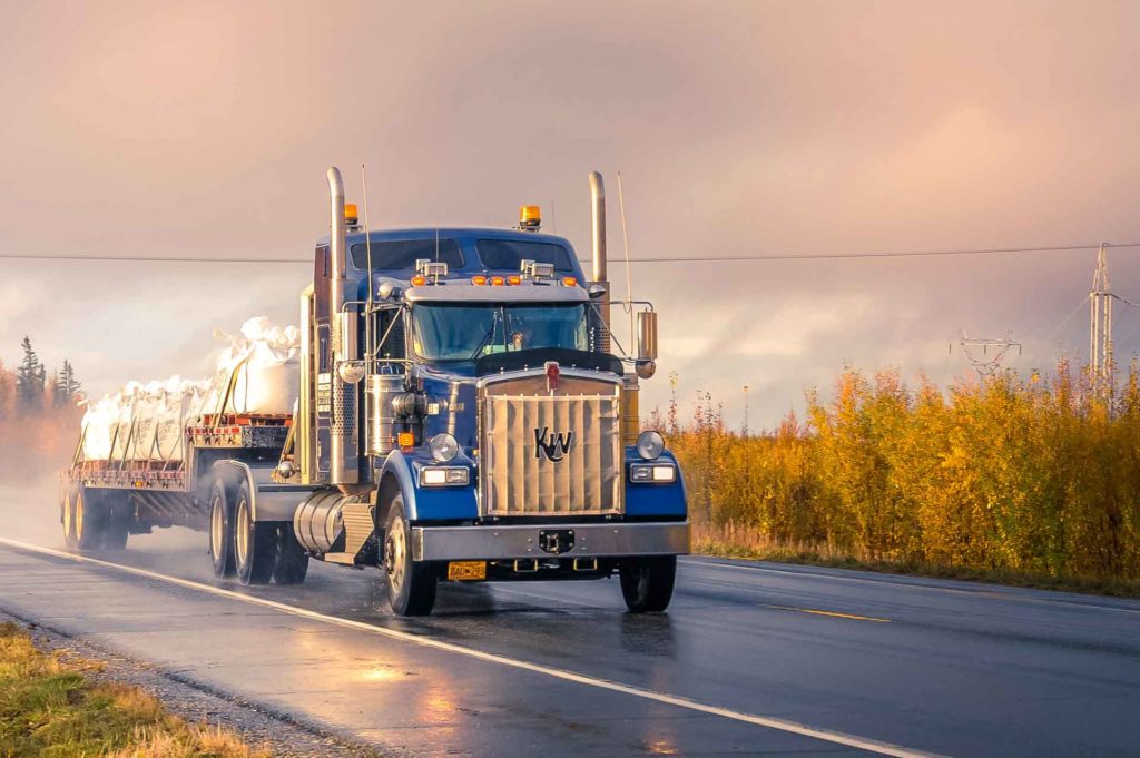 Know-For-Obtaining-Truck-Permits-and-Service-Contracts-On-GuestPosting