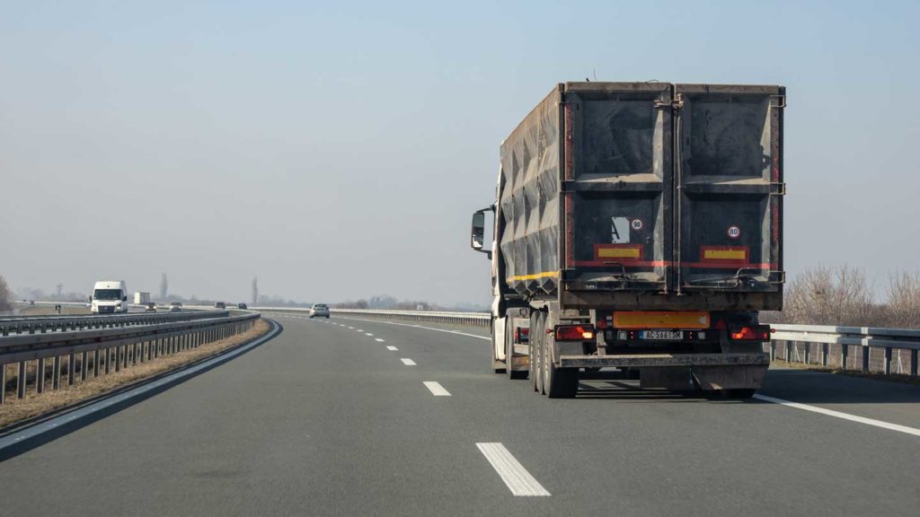 Unlocking-Efficiency-Time-Saving-Tips-For-Managing-Trucking-Permits-on-guestposting