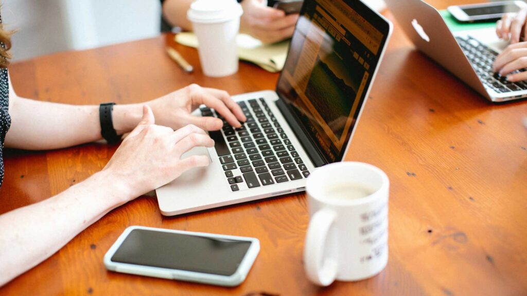 Which-Features-Matter-In-QuickBooks-Online-Simple-Start-Vs-Essentials-On-GuestPosting